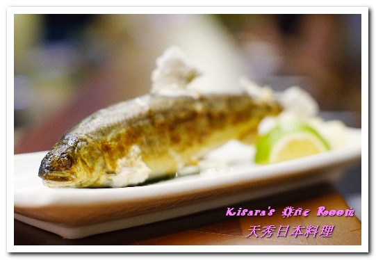 天秀日本料理：長崎料理．令人欲罷不能的薄酥透亮麵衣天婦羅──天秀日本料理