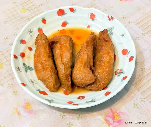 「艋舺夜市東港旗魚黑輪」(Sword fish fried Oden), Banka night market, Taipei, Taiwan, SJKen, Apr 2, 2021.