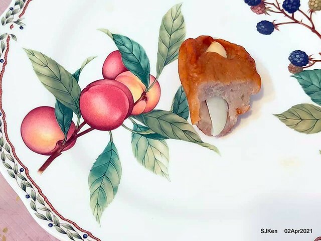 「艋舺夜市東港旗魚黑輪」(Sword fish fried Oden), Banka night market, Taipei, Taiwan, SJKen, Apr 2, 2021.