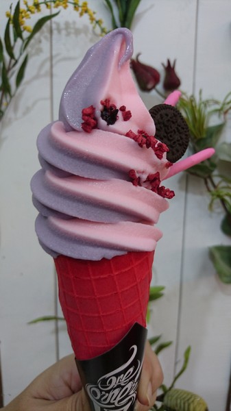 CornerCone酷礦美式手作霜淇淋:高雄~CornerCone酷礦美式手作霜淇淋~萬聖節限定黑暗系鬼怪~不給冰就搗蛋創意冰品~IG打卡熱點~ CornerCone酷礦美式手作霜淇淋:高雄~CornerCone酷礦美式手作霜淇淋~萬聖節限定黑暗系鬼怪~不給冰就搗蛋創意冰品~IG打卡熱點~