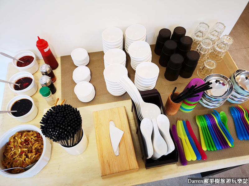 『新竹麵食館』翟九麵食館/竹北麵食館推薦招牌肉燥乾麵、牛肉麵、水餃、滷菜 - Darren蘋果樹旅遊玩樂誌