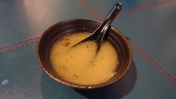 丼口食堂：高雄~丼口食堂~挑戰大胃王相撲丼一碗兩種享受~征服饕客的味蕾~少女心的乾燥花拍不停~正餐宵夜的好餐廳~