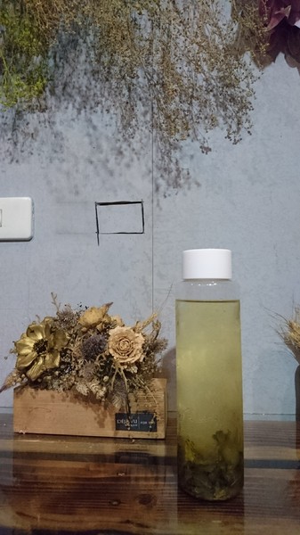 丼口食堂：高雄~丼口食堂~挑戰大胃王相撲丼一碗兩種享受~征服饕客的味蕾~少女心的乾燥花拍不停~正餐宵夜的好餐廳~