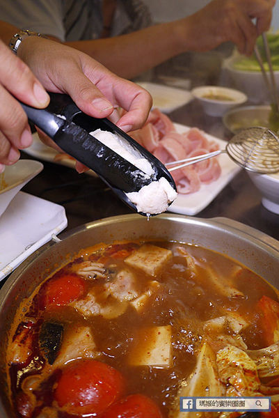 樹林美食【太將鍋樹林復興店】樹林火鍋推薦。頂級食材澎湃海鮮船。自助霜淇淋吃到爽