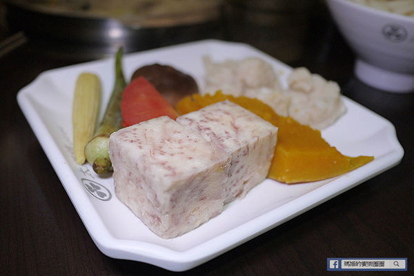 樹林美食【太將鍋樹林復興店】樹林火鍋推薦。頂級食材澎湃海鮮船。自助霜淇淋吃到爽