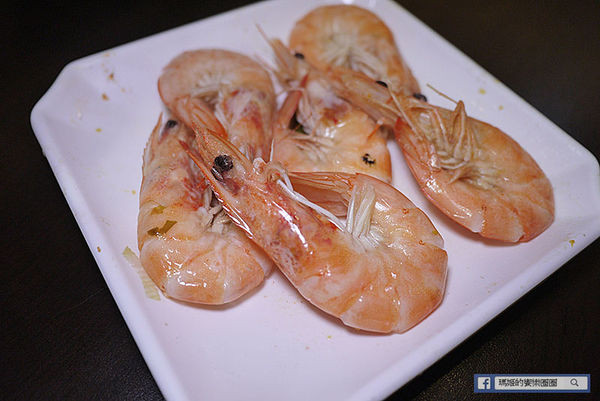 樹林美食【太將鍋樹林復興店】樹林火鍋推薦。頂級食材澎湃海鮮船。自助霜淇淋吃到爽