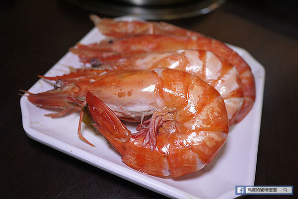 樹林美食【太將鍋樹林復興店】樹林火鍋推薦。頂級食材澎湃海鮮船。自助霜淇淋吃到爽