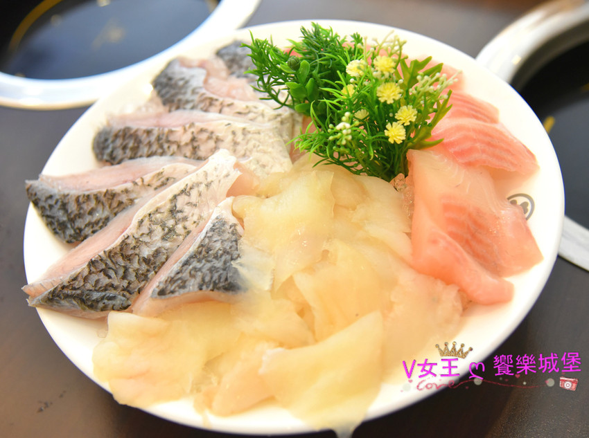 DSC_2155_meitu_12.jpg DSC_2155_meitu_12.jpg