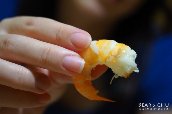 蝦太郎活蝦料理：【林口美食推薦】蝦太郎活蝦料理專賣・無法一口掌握的超大鳳梨蝦球(文內有菜單)
