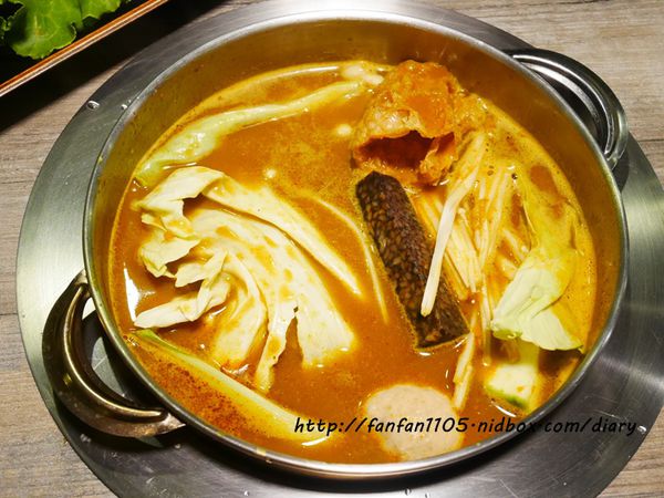 【台北麻辣鍋】不老麻鍋物 麻辣鍋 咖哩鍋 必點鮮嫩不老雞 (16).JPG