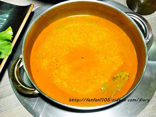 【台北麻辣鍋】不老麻鍋物 麻辣鍋 咖哩鍋 必點鮮嫩不老雞 (6).JPG