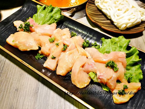 【台北麻辣鍋】不老麻鍋物 麻辣鍋 咖哩鍋 必點鮮嫩不老雞 (3).JPG