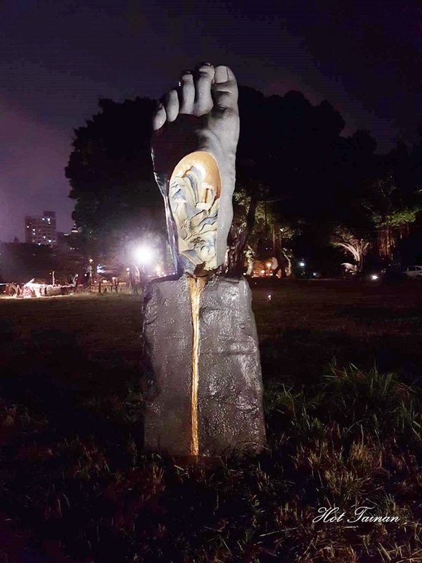 水岸藝術節(水生活)：【台南景點】來散步吧！秋季版的元宵活動：水岸藝術節