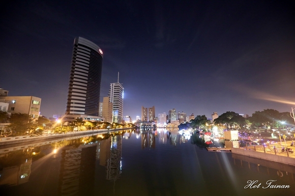 水岸藝術節(水生活)：【台南景點】來散步吧！秋季版的元宵活動：水岸藝術節