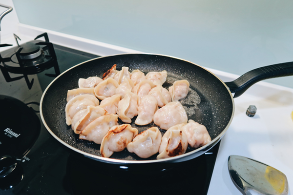 [宅配美食]美食提案 X 餡哥職人∥炎炎夏日清爽開胃宅配水餃大進擊/料多實在/秘製辣牛新口味上市∥