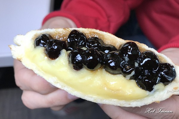 T&F手作吐司-安平店：【台南美食】浮誇系乾燥花網美風格店，尬上60多款熱壓吐司任你選：T&F 手作吐司-安平店