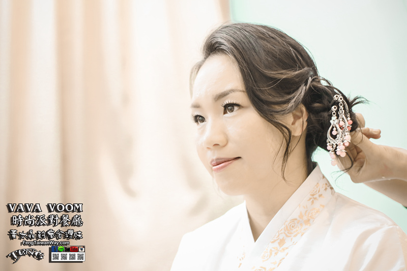 VA VA VOOM時尚派對餐廳信義店【信義美食】|台北信義韓服派對跨年時尚餐廳；服裝連髮妝還有美食佳餚。