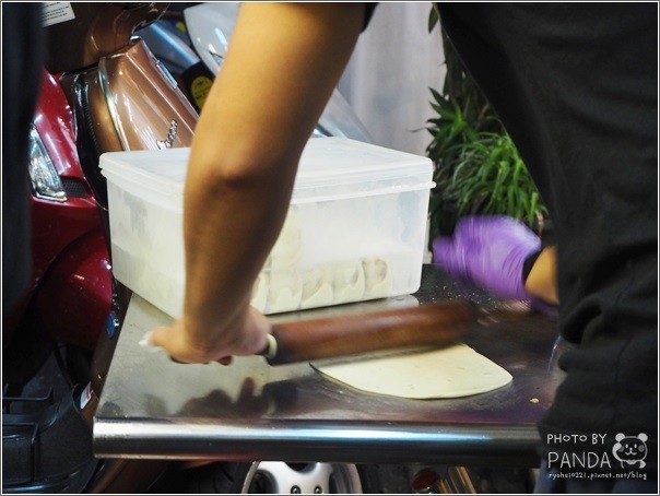 BOOM炸蛋蔥油餅 (4)