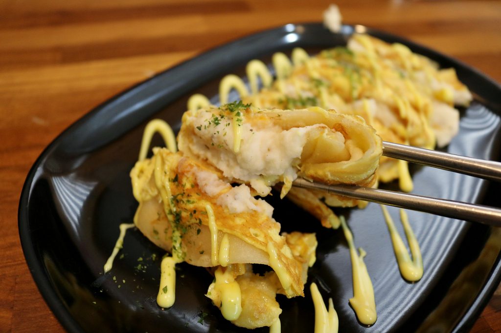 台南|少爺手作蛋餅專賣(勝利店) 食尚玩家報導.創意蛋餅.早餐推薦 - 奇奇一起玩樂趣