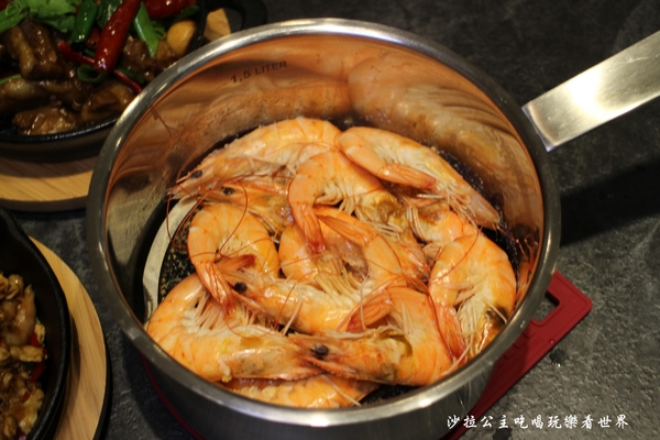 飯BAR Station(微風信義店):信義區創意中式料理『飯BAR Station 微風信義店』邊拍邊吃吸睛百分百/捷運市政府站