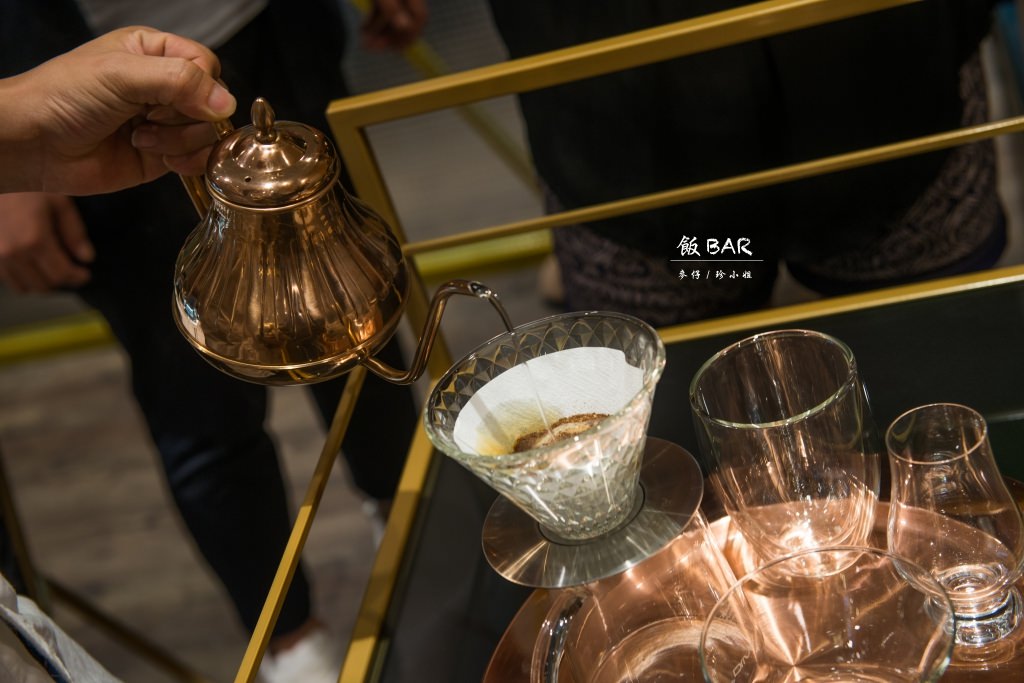 『中料食記』飯BAR x 信義微風=飯BAR station|飯BAR三店10/14全新開幕|時髦中菜顛覆傳統中式料理的視覺饗宴 - 麥仔の生活日記