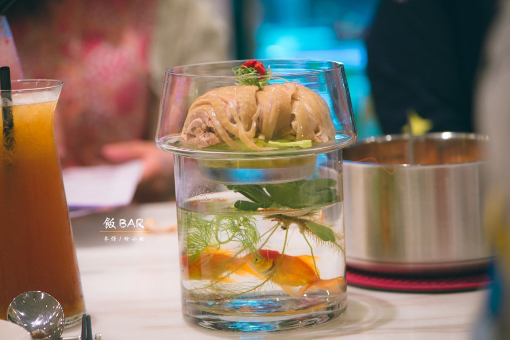 『中料食記』飯BAR x 信義微風=飯BAR station|飯BAR三店10/14全新開幕|時髦中菜顛覆傳統中式料理的視覺饗宴 - 麥仔の生活日記