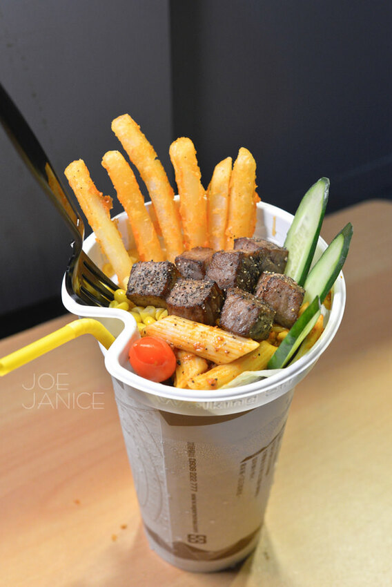 中壢美食【走樣個人牛排杯】邊走邊吃行動牛排館