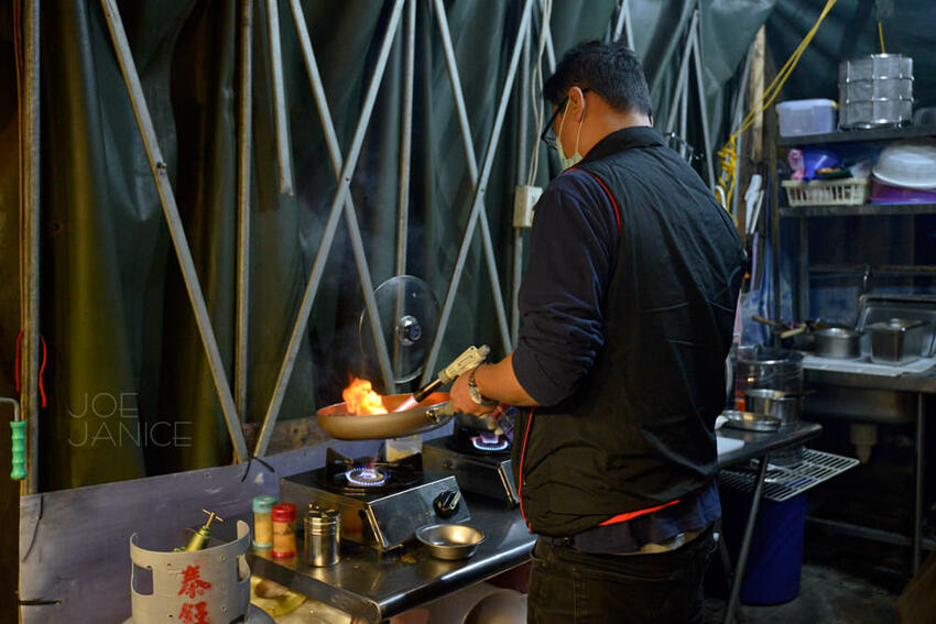 中壢美食【走樣個人牛排杯】邊走邊吃行動牛排館
