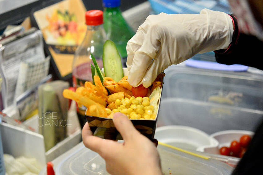 中壢美食【走樣個人牛排杯】邊走邊吃行動牛排館