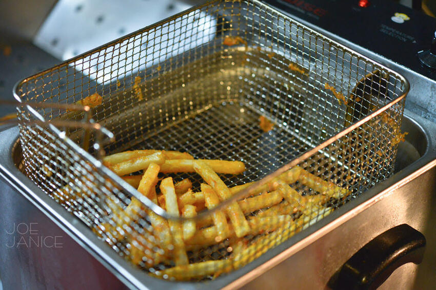 中壢美食【走樣個人牛排杯】邊走邊吃行動牛排館