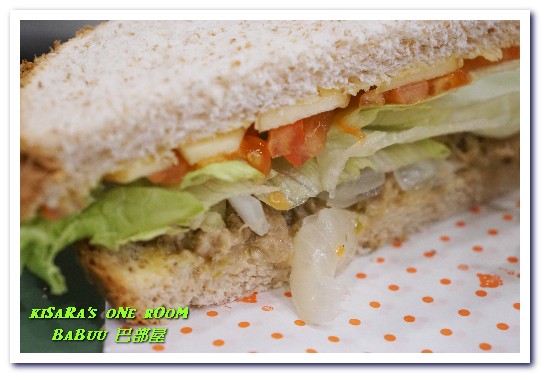 巴部屋工房(文心店):台中伴手禮.美味純鮮奶脆餅與健康蔬果吐司三明治的共演──巴部屋工房