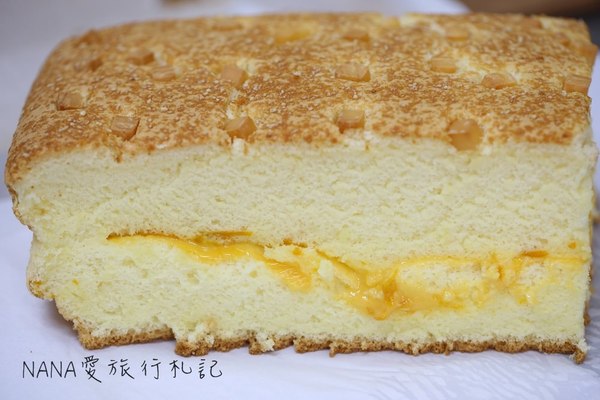 有間本舖現烤蛋糕(彰化站前店)：有間本舖古早味蛋糕。最愛黃金起司口味,金黃起司緩緩流出！每日新鮮手作出爐,晚來就明天請早!