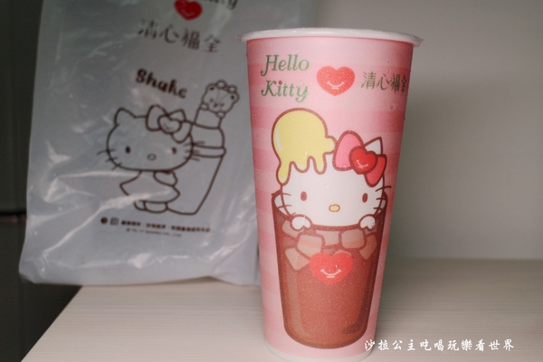 清新福全(劍潭店)：Hello Kitty迷最愛「限定」手搖飲料『清新福全冷飲站-劍潭店』少女心噴發/士林夜市飲料店