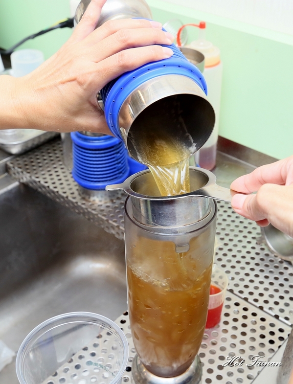 茶水印人文茶飲：【台南美食】獨家漩茶沖泡技術，搭上L-阿拉伯糖！一杯好茶的回甘：茶水印人文茶飲