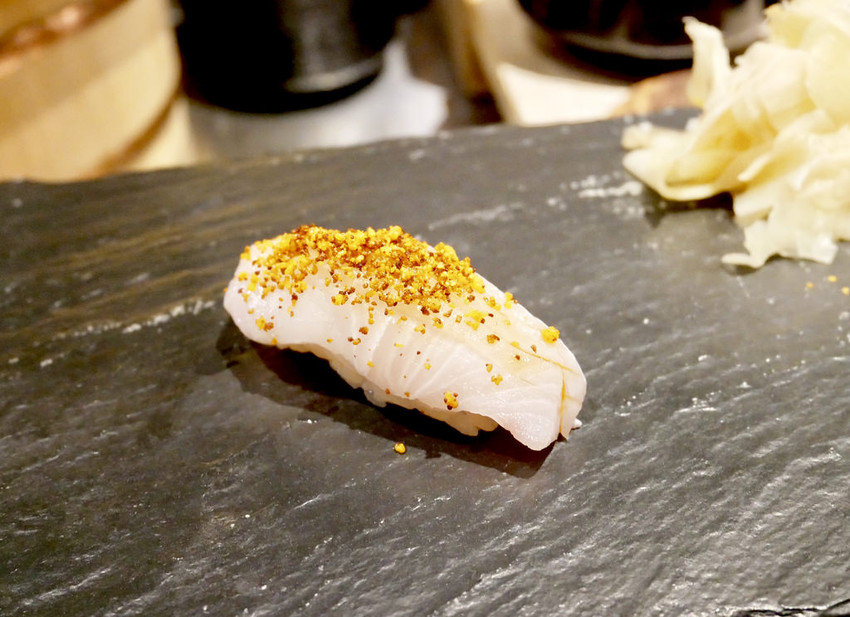 [新北中和] 台北無菜單料理 竜壽司‧割烹（竜すし）每貫握壽司都營造不同味蕾與口感 / 成熟的無菜單饗宴 