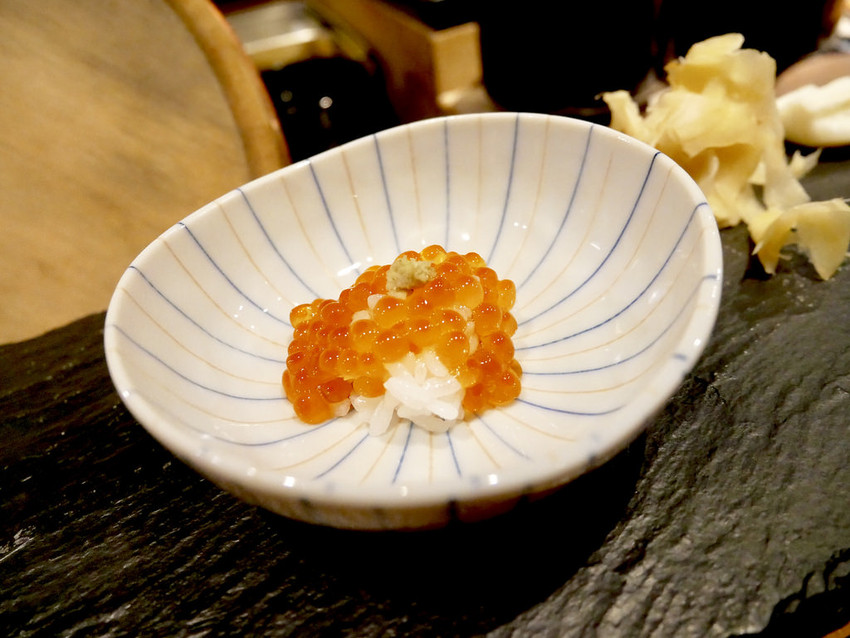 [新北中和] 台北無菜單料理 竜壽司‧割烹（竜すし）每貫握壽司都營造不同味蕾與口感 / 成熟的無菜單饗宴 