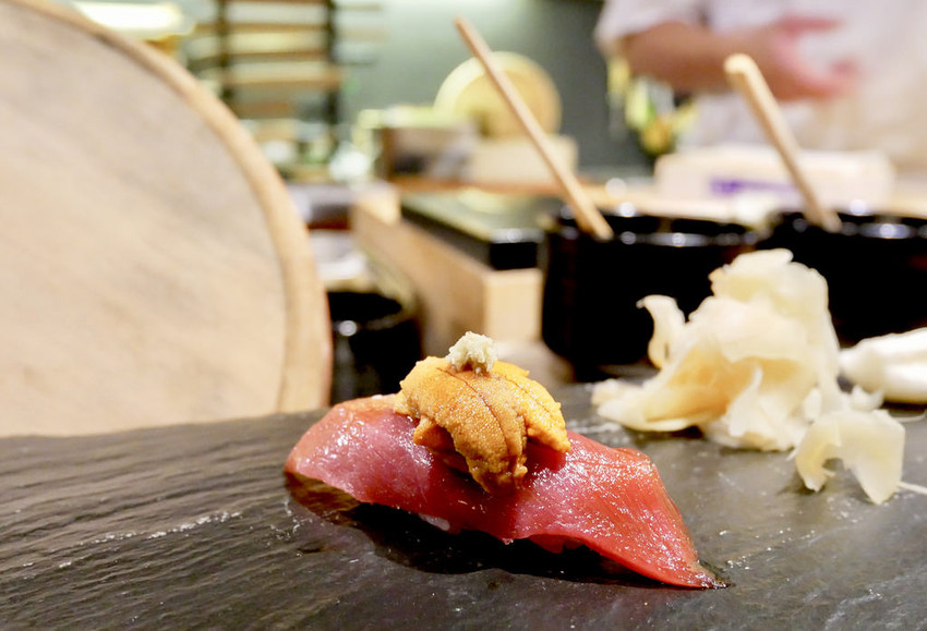 [新北中和] 台北無菜單料理 竜壽司‧割烹（竜すし）每貫握壽司都營造不同味蕾與口感 / 成熟的無菜單饗宴 