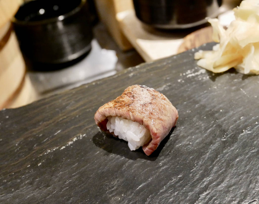 [新北中和] 台北無菜單料理 竜壽司‧割烹（竜すし）每貫握壽司都營造不同味蕾與口感 / 成熟的無菜單饗宴 