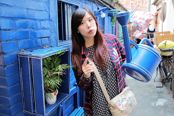 伯公麵線糊:【彰化和美景點】伯公廟口麵線糊~隱藏版藍晒圖,復古的擺設和場景,讓人回到童年玩味的年代