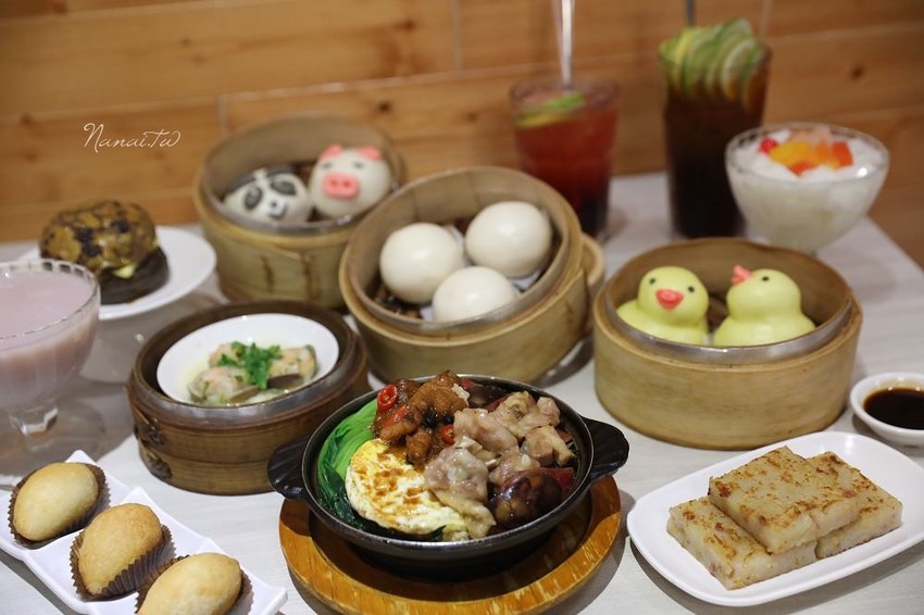 台中南屯 港式飲茶》春一籠港式茶樓。典雅中式風格,港式點心(推薦黃金流沙包,港式蘿蔔糕,賣萌醜醜黃小鴨) - Nana愛旅行札記