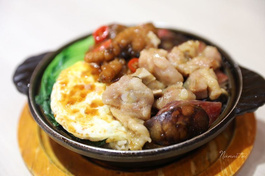 台中南屯 港式飲茶》春一籠港式茶樓。典雅中式風格,港式點心(推薦黃金流沙包,港式蘿蔔糕,賣萌醜醜黃小鴨) - Nana愛旅行札記