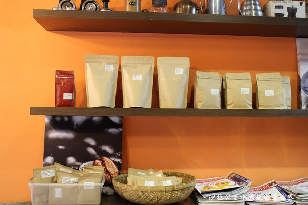 Laley burger：士林劍潭早午餐/咖啡『Laley burger前港店』捷運劍潭站/前港公園旁/手作漢堡肉