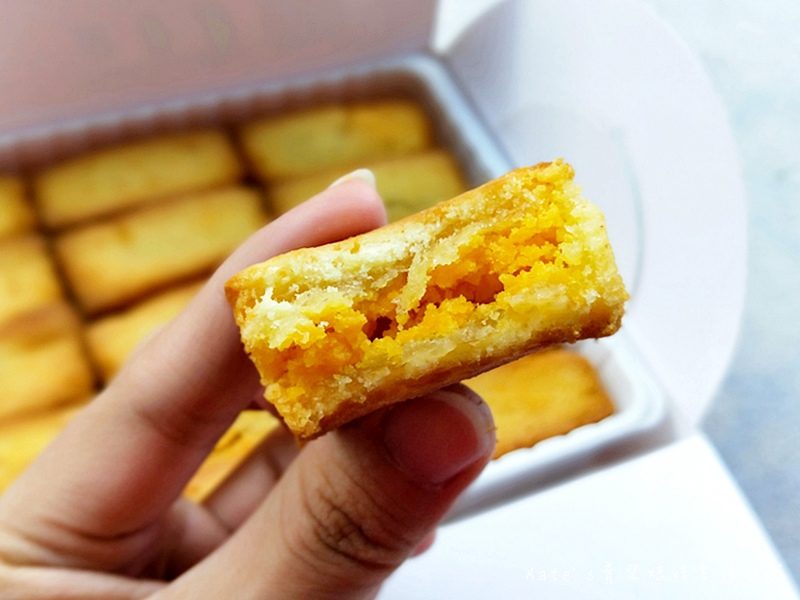 小潘蛋糕坊 小潘鳳梨酥 小潘鳳黃酥好吃嗎 小潘千層乳酪蛋糕好吃嗎 小潘爆漿小餐包 小潘小牛角麵包 小潘的麵包好吃嗎 小潘的蛋糕好吃嗎 伴手禮推薦34.jpg