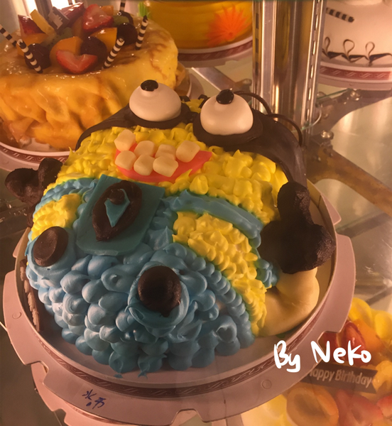 【板橋美食】小潘蛋糕坊-讓人欲罷不能的鳳凰酥.一吃成主顧