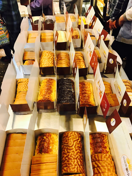 板橋「伴手禮」小潘蛋糕坊 小潘鳳梨酥  鳳黃酥好吃又便宜！