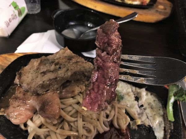 ●嘉義食記●王牪牛排嘉義店/中山路/平價奢華的氛圍