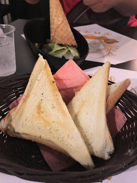 ●嘉義食記●王牪牛排嘉義店/中山路/平價奢華的氛圍