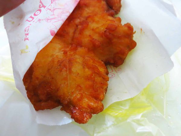 【蘆洲美食】卡滋卡滋香雞排-皮薄肉多汁的雞排