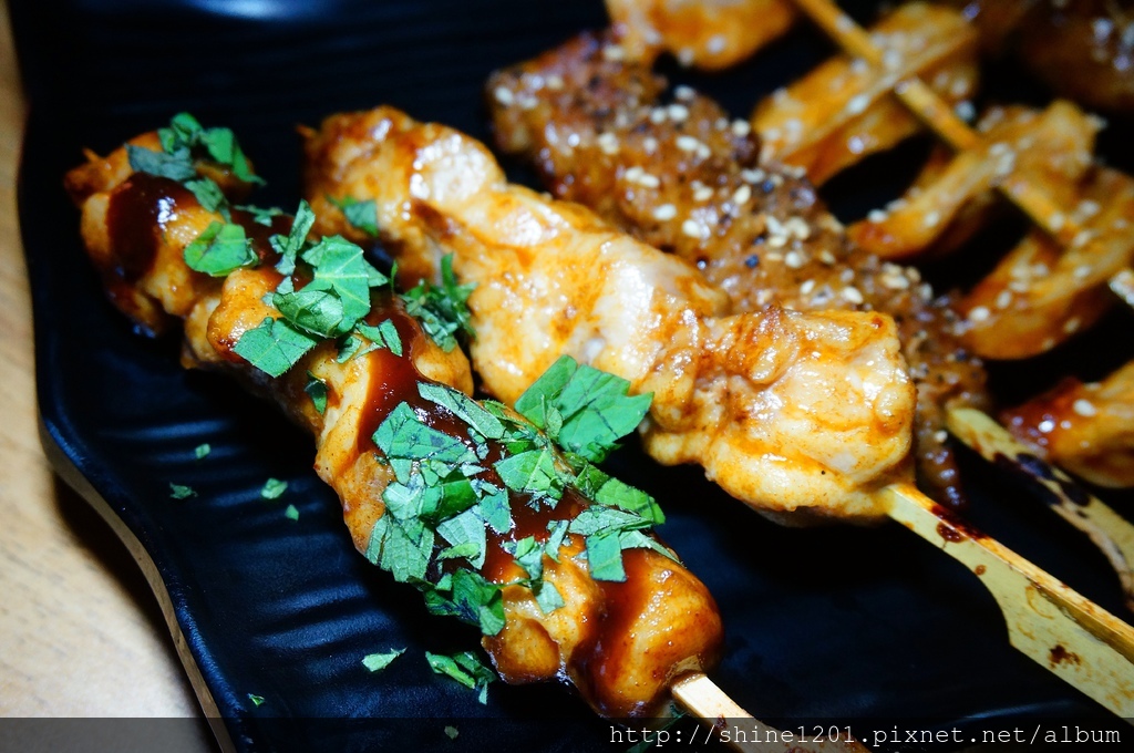 新莊美食 次郎串燒居酒屋 幸福路串燒.平價美食