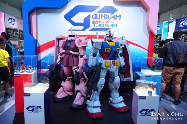 GUNDAM docks at TAIWAN(巨型鋼彈亞洲巡迴展─台灣站)(台灣站):巨型鋼彈亞洲巡迴展台灣站・大男孩與小男孩都無法抗拒